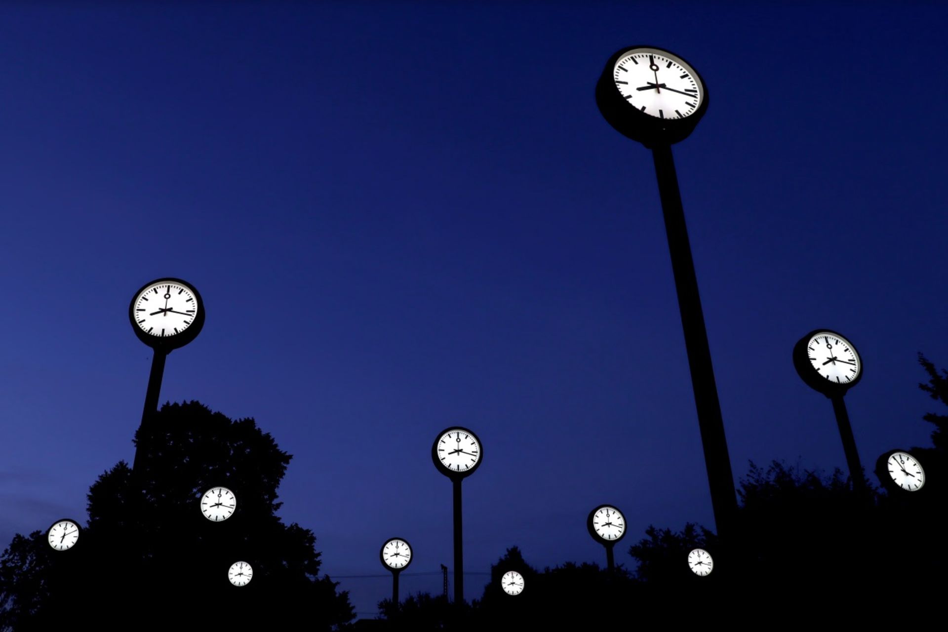 تغییر ساعت رسمی 