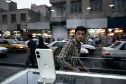خرید آیفون