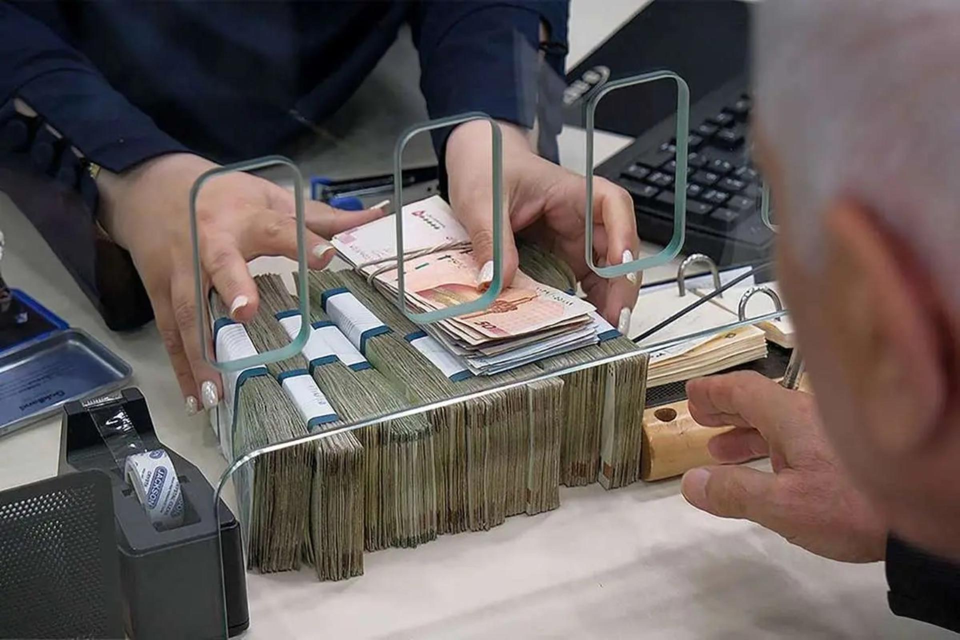 بانک اسکناس پول