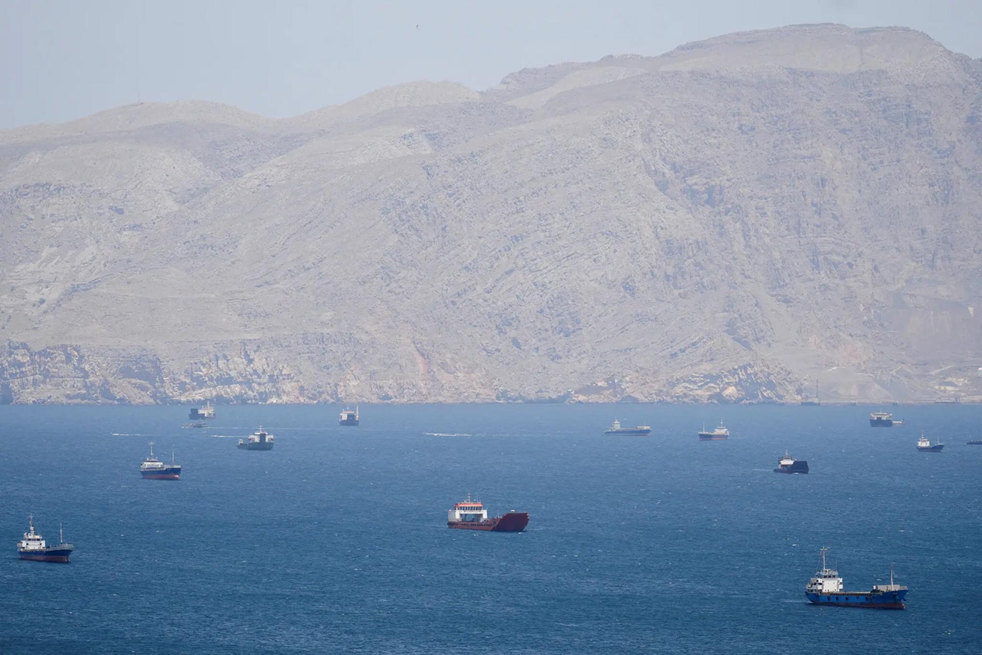 تنگه هرمز