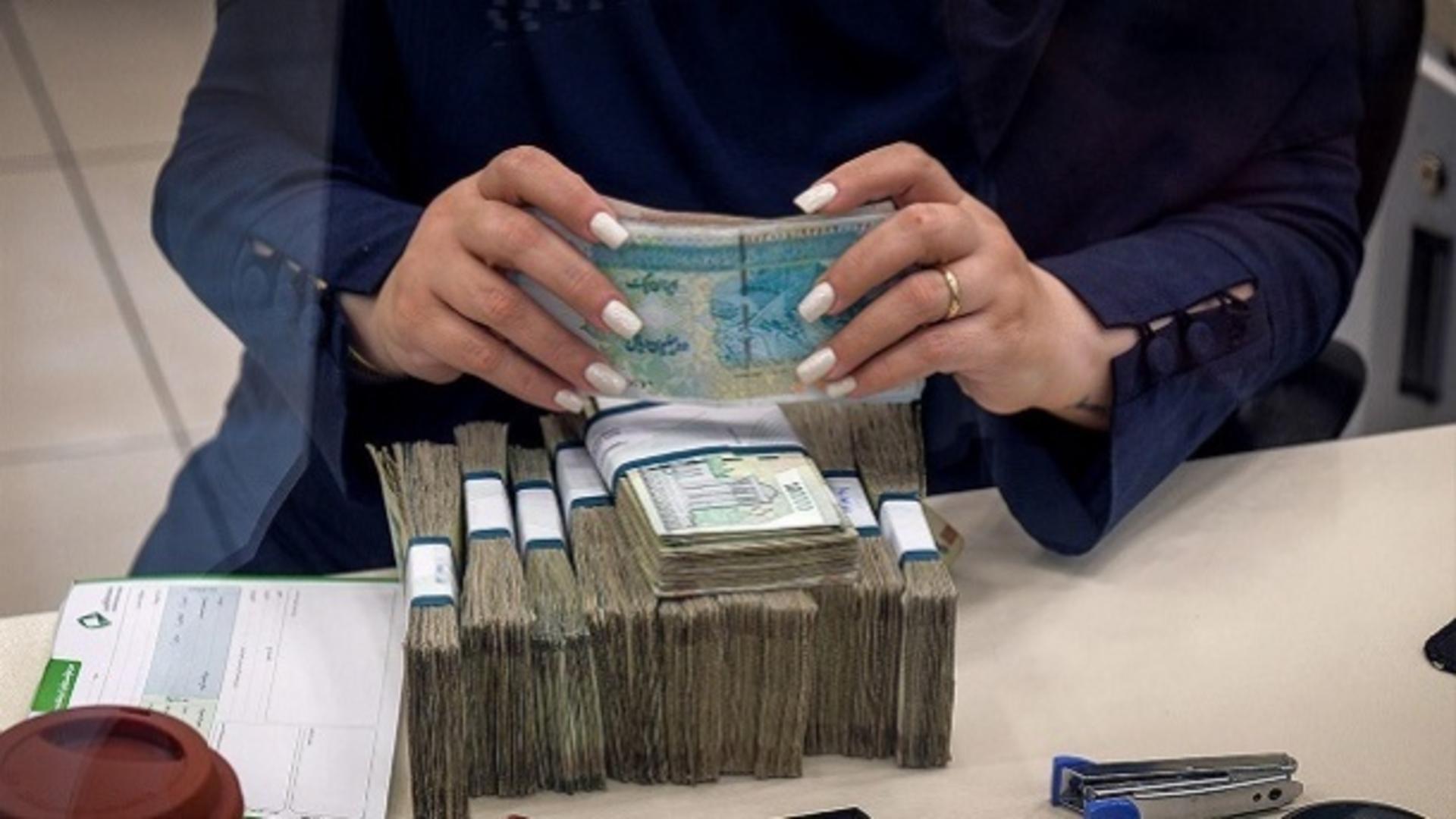 پول در بانک