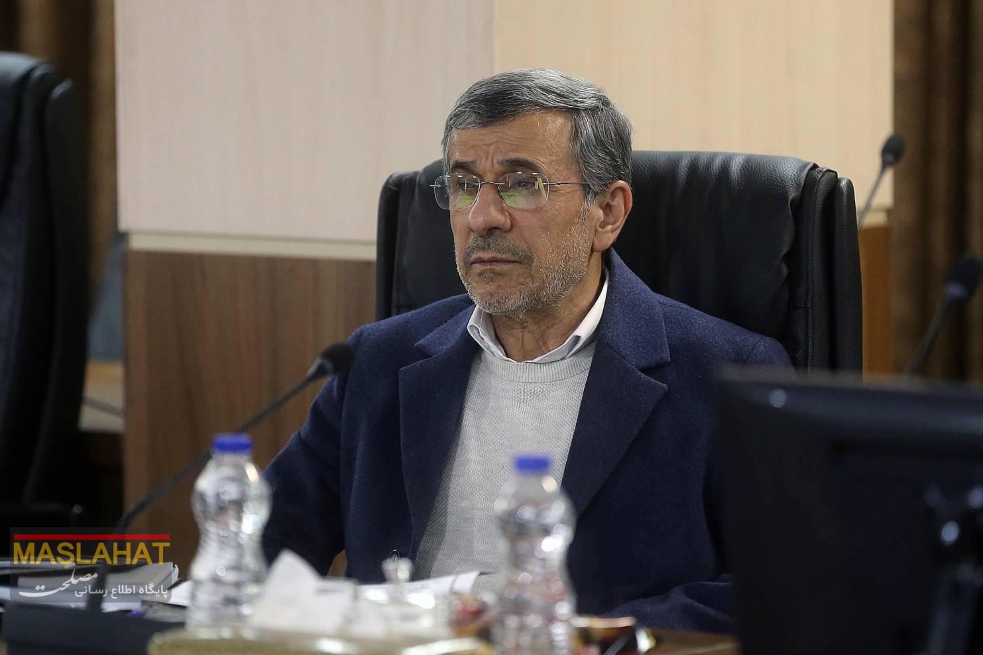 احمدی نژاد
