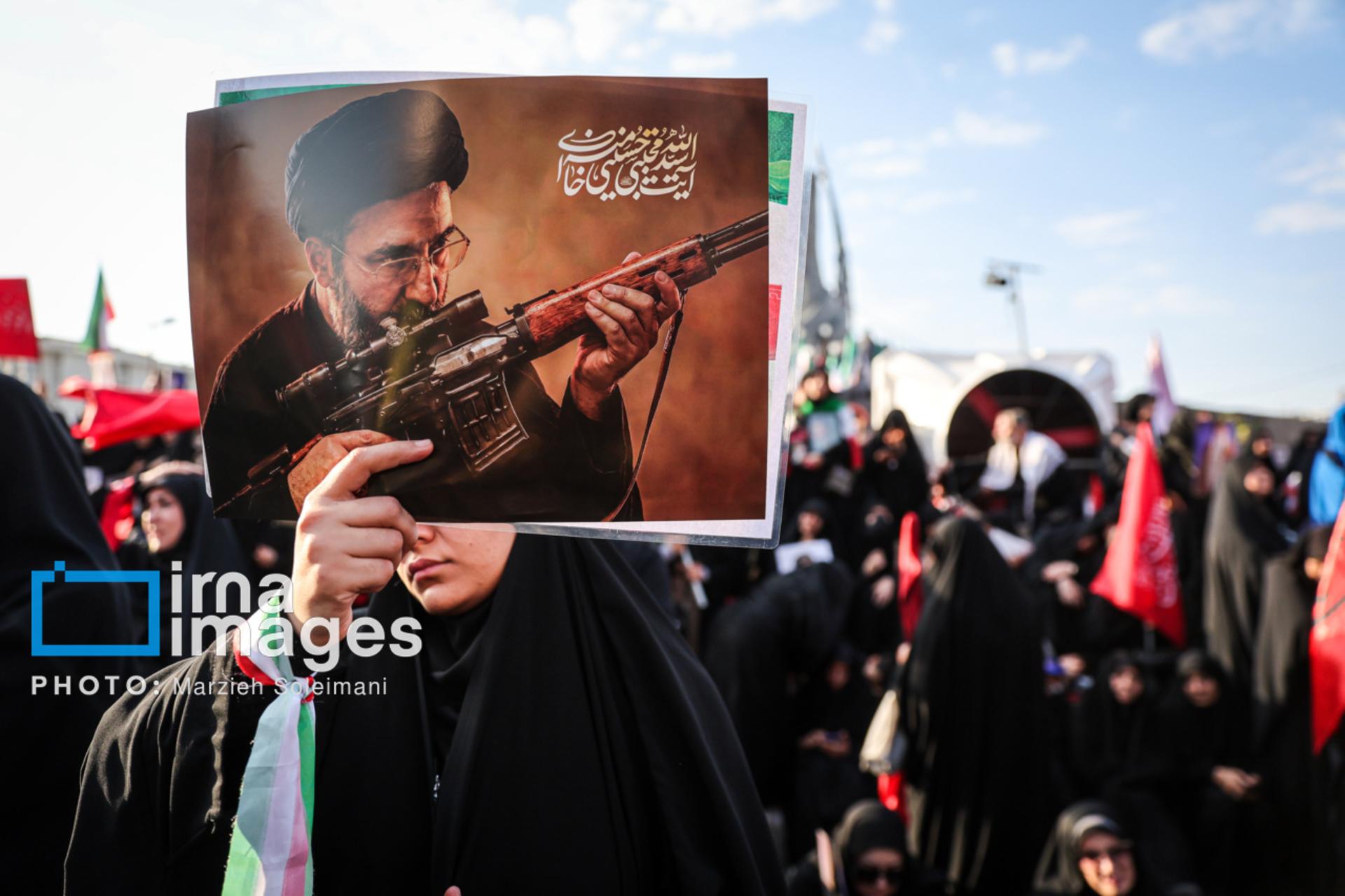 تشییع پیکر آیت الله خامنه ای