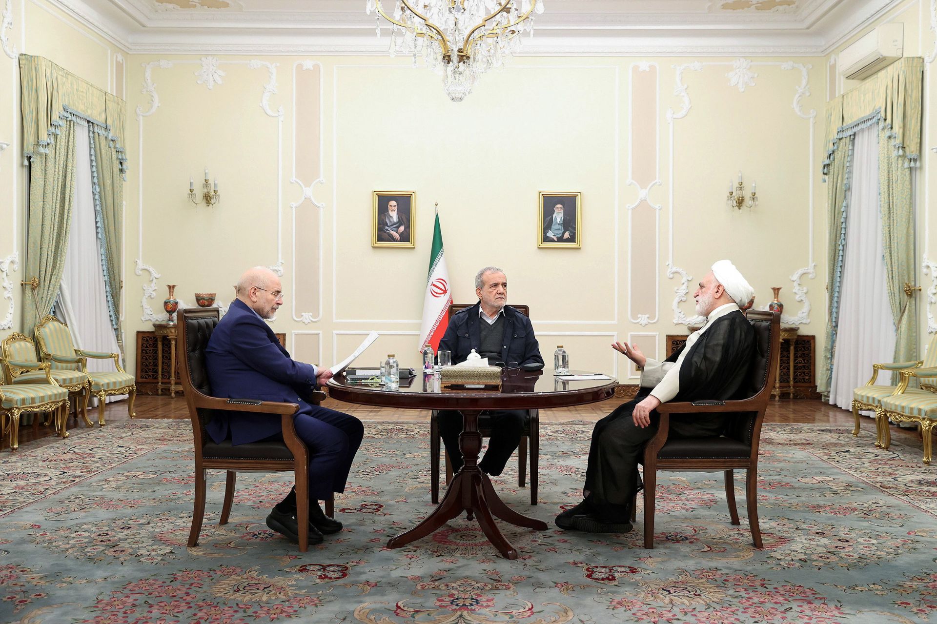 جلسه سران قوا