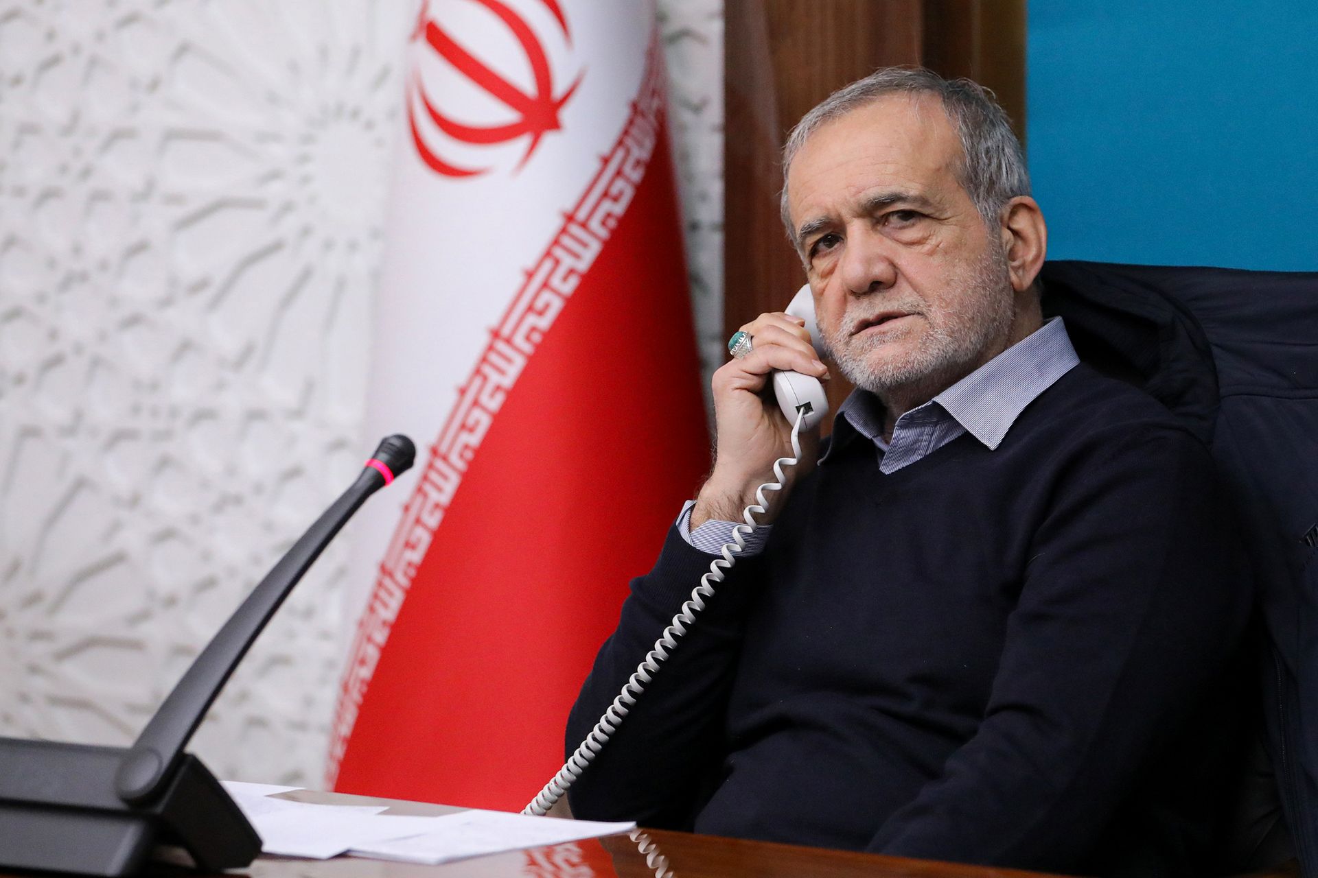 مسعود پزشکیان تلفن