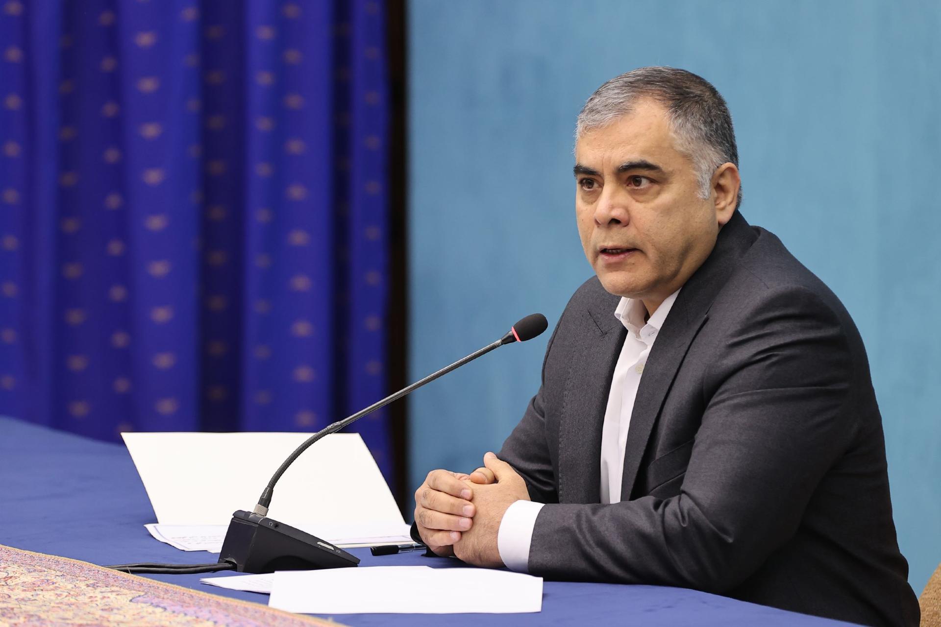 محسن پاک نژاد
