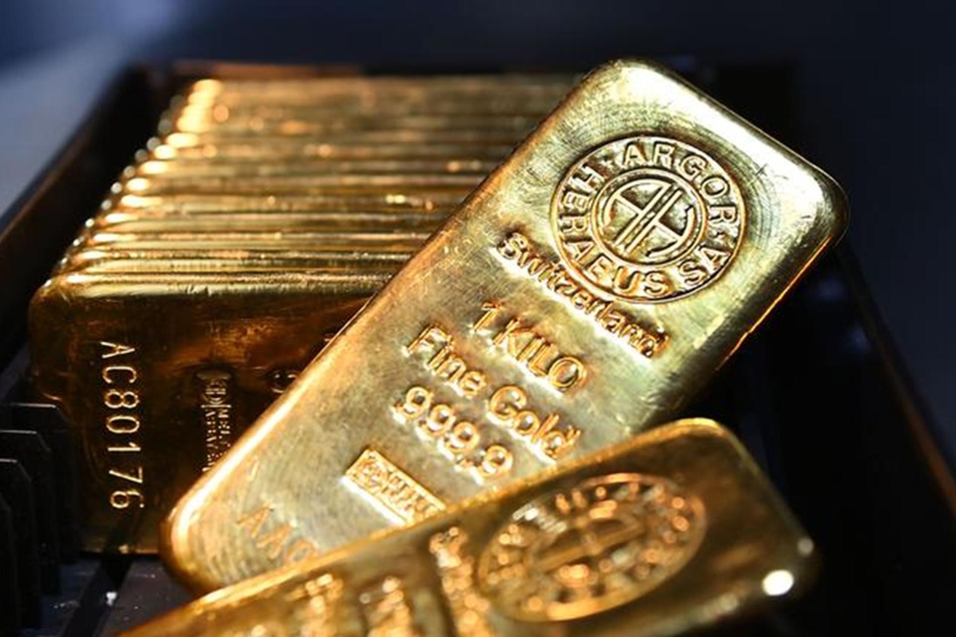 بازار طلا در فاز سنجش؛ قیمت‌ به کدام سو حرکت می‌کند؟