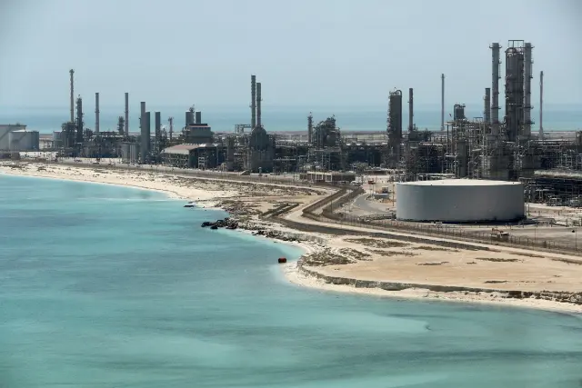 این‌سوی هرمز و آن‌سویش؛ چرا عمان برنده شد؟