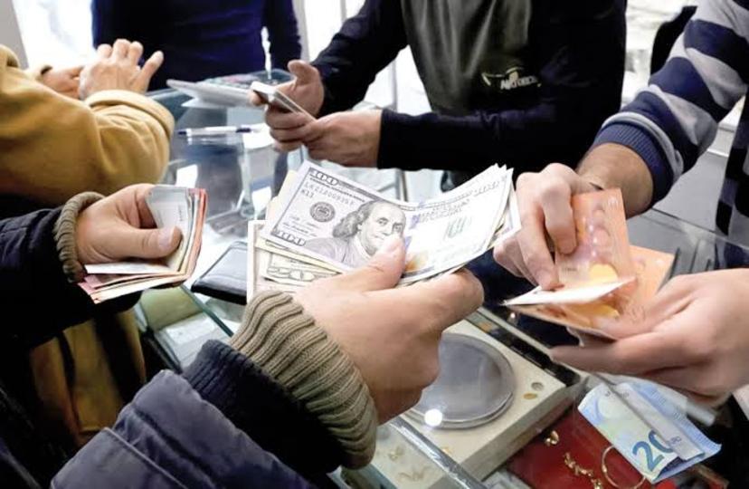 نبض بازار: قیمت دلار و طلا در مسیر صعود