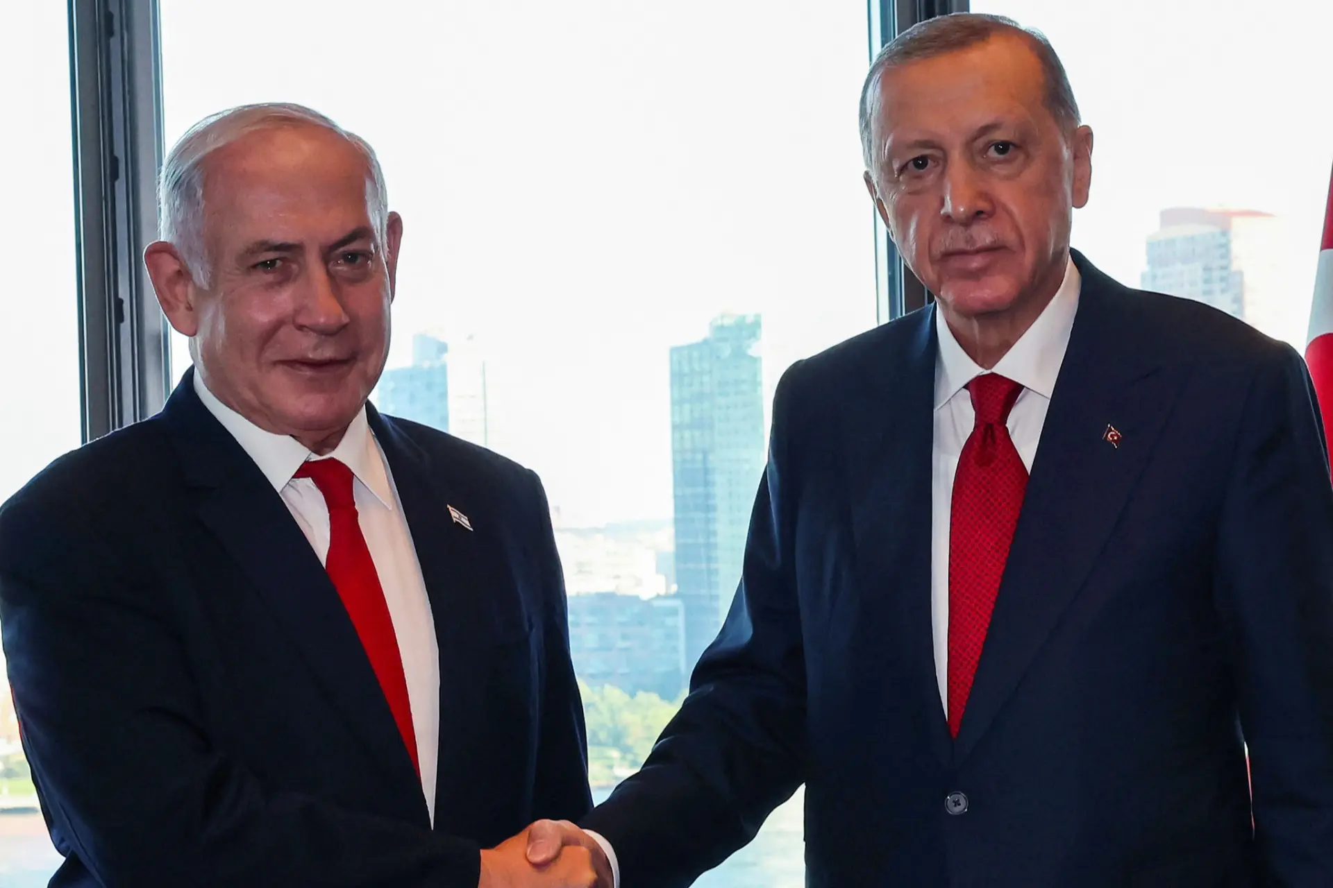 رجب طیب اردوغان و بنیامین نتانیاهو . ترکیه و اسرائیل