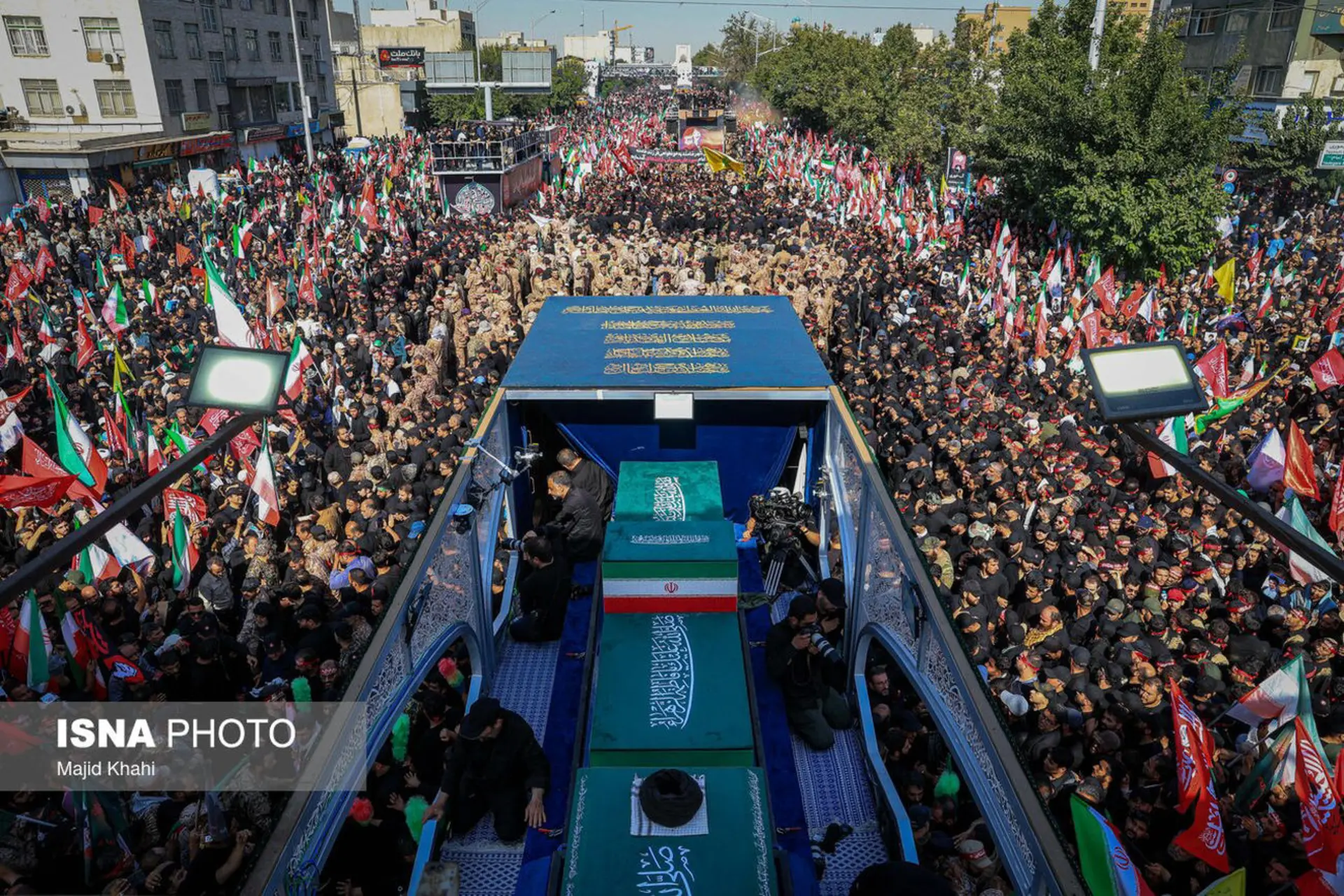 تشییع پیکر آیت الله خامنه ای