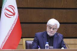 معاون اول دولت پزشکیان (Mohammad Reza Aref) در نشست رسمی