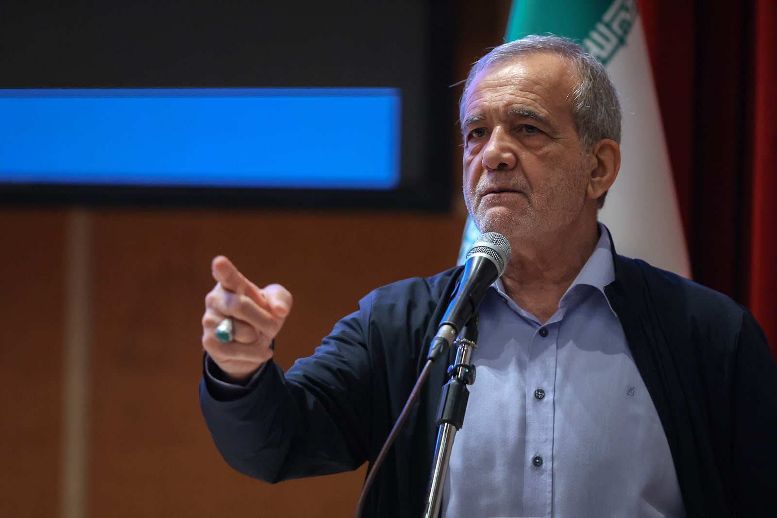 شرط ایران برای باز ماندن تنگه هرمز از زبان پزشکیان