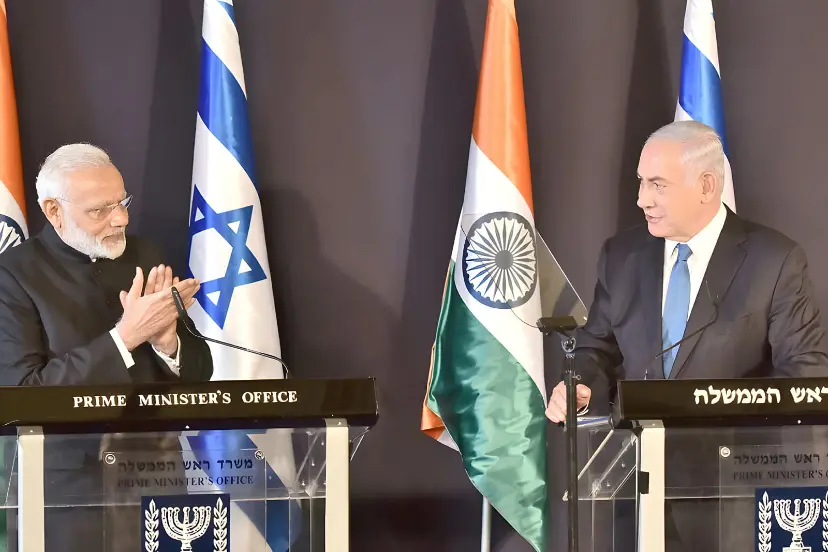 نارندرا مودی (Narendra Modi) و بنیامین نتانیاهو (Benjamin Netanyahu) در نشست رسمی