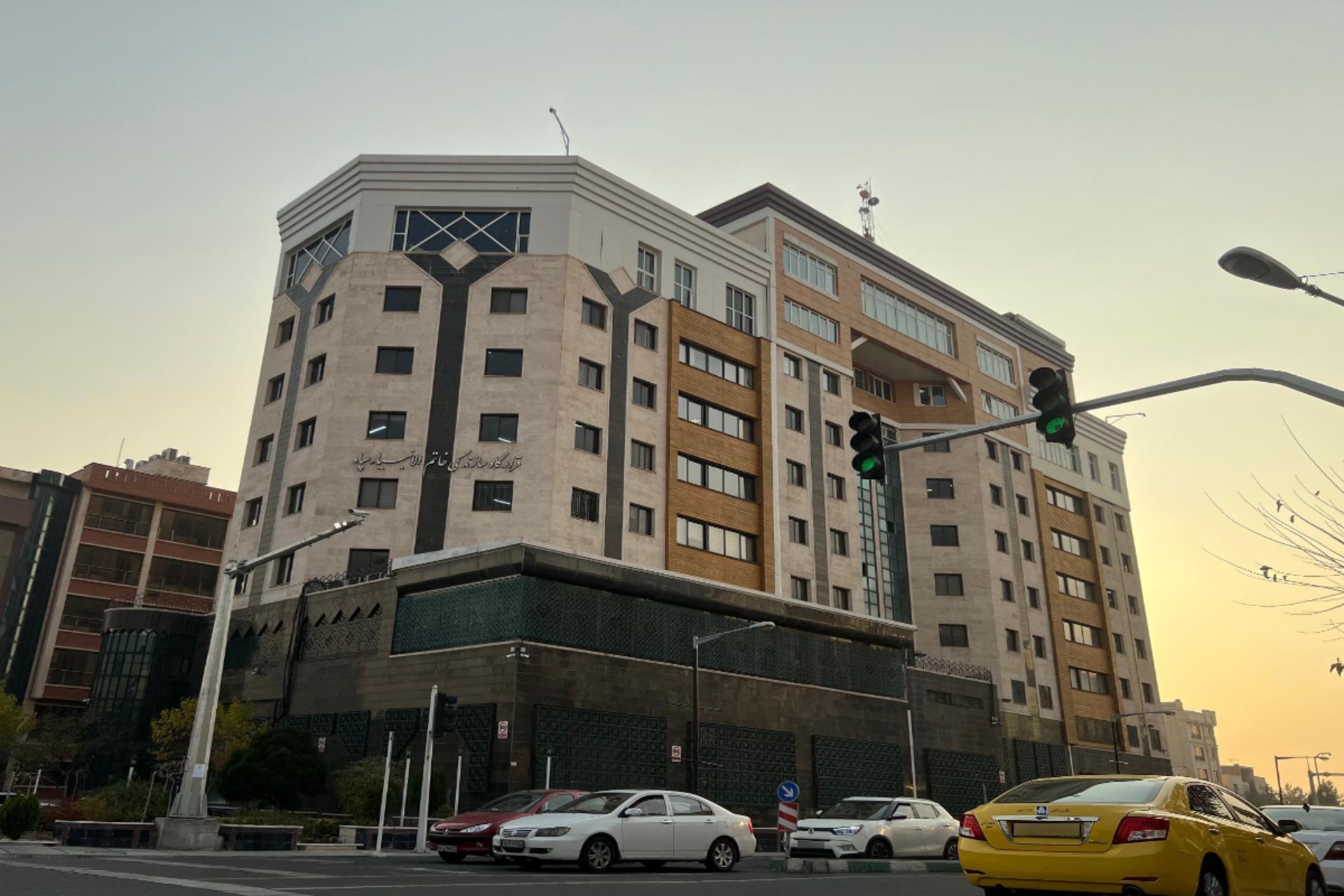 قرارگاه خاتم