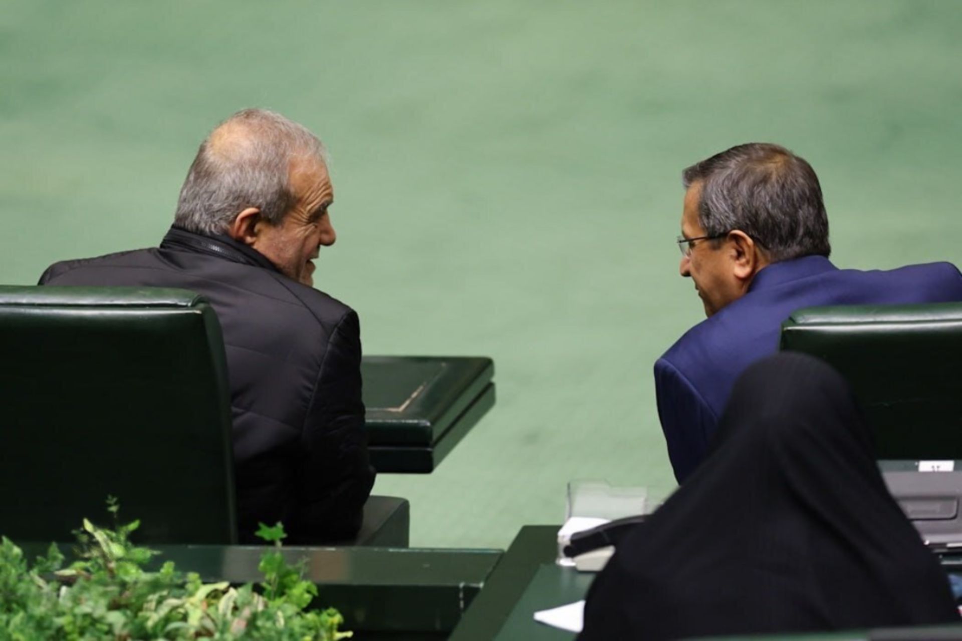 همتی و پزشکیان