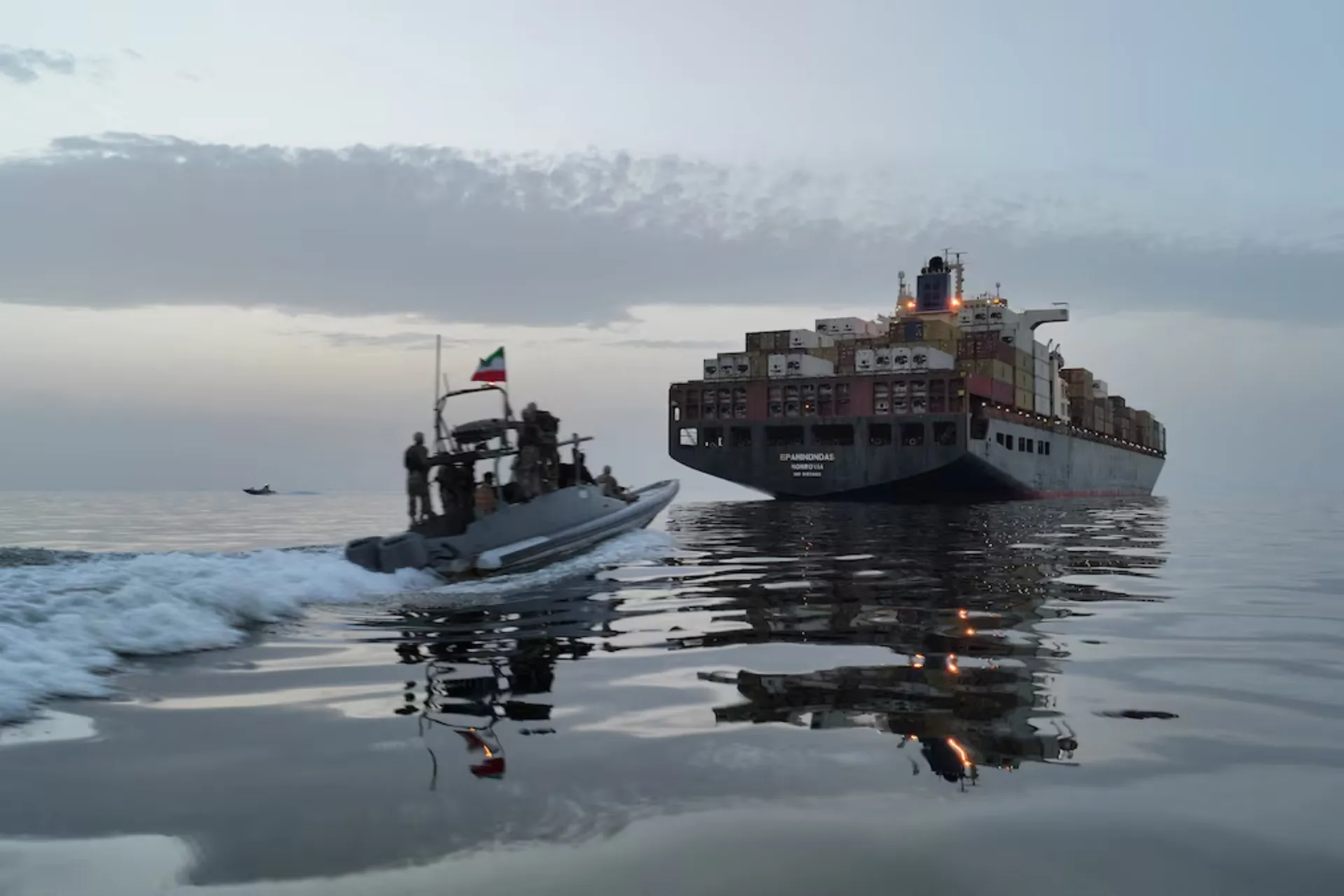 نفتکش تنگه هرمز 