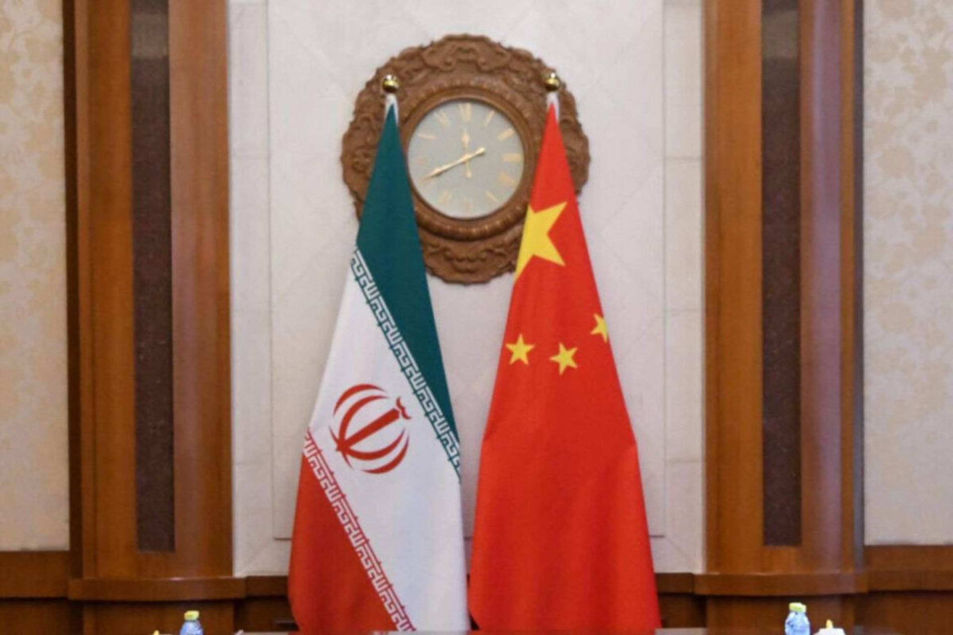 پرچم ایران و چین