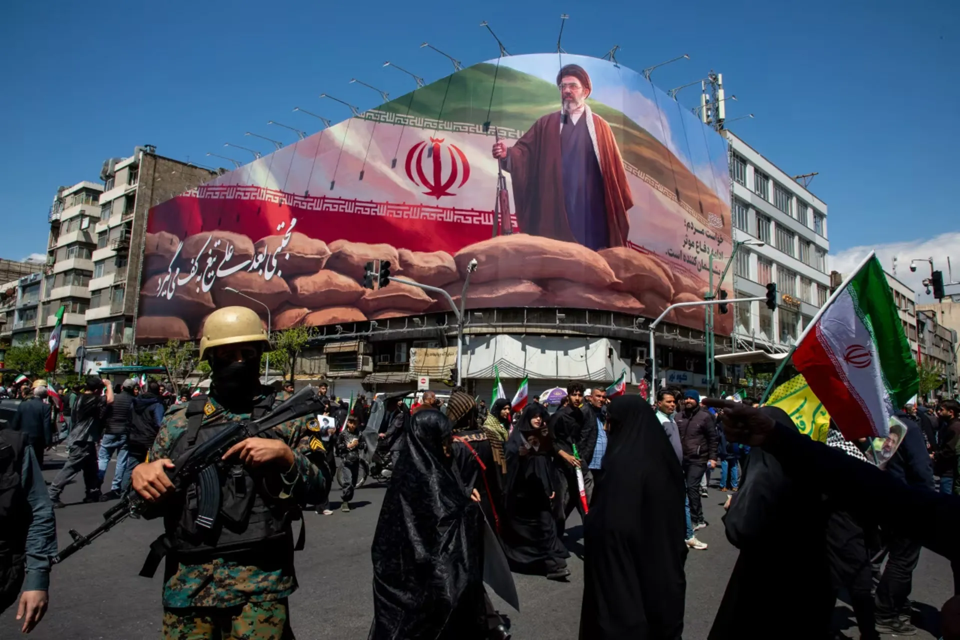 تصویر رهبری