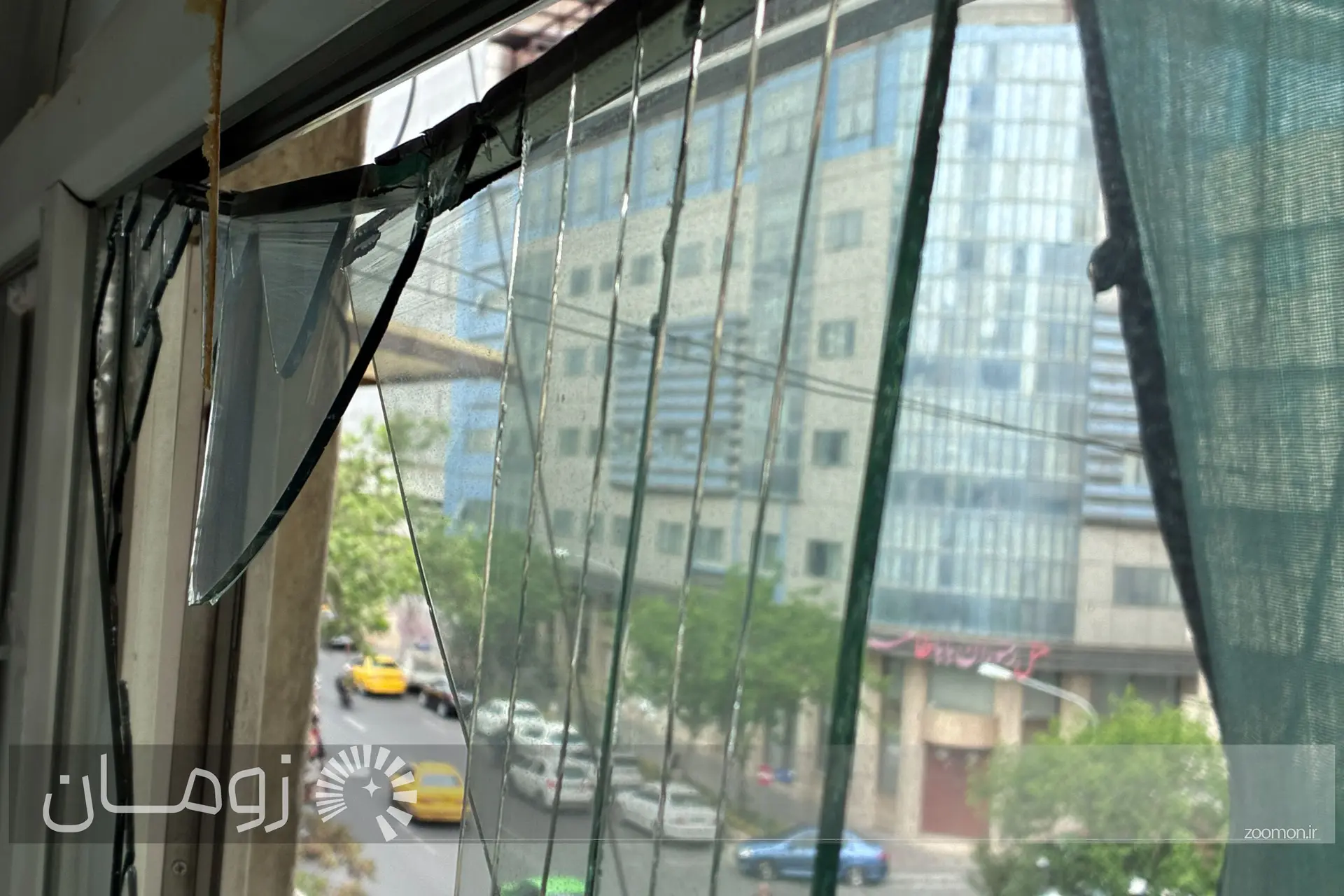 خرابه جنگ ایران و آمریکا شیشه شکسته