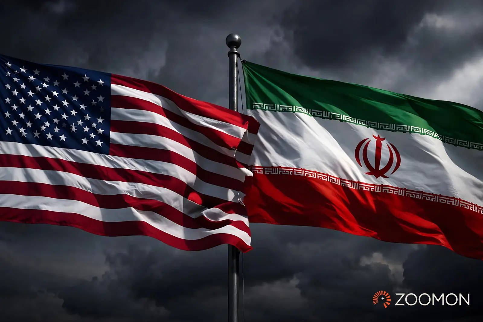 پرچم ایران و ایالات متحده آمریکا (United States) در مقابل آسمان تیره