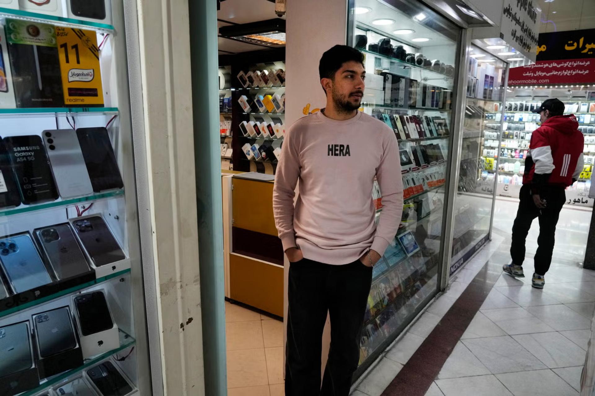 آغاز دوباره ثبت‌ سفارش واردات گوشی
