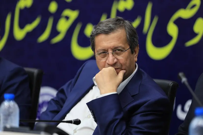 عبدالناصر همتی، رئیس کل بانک مرکزی