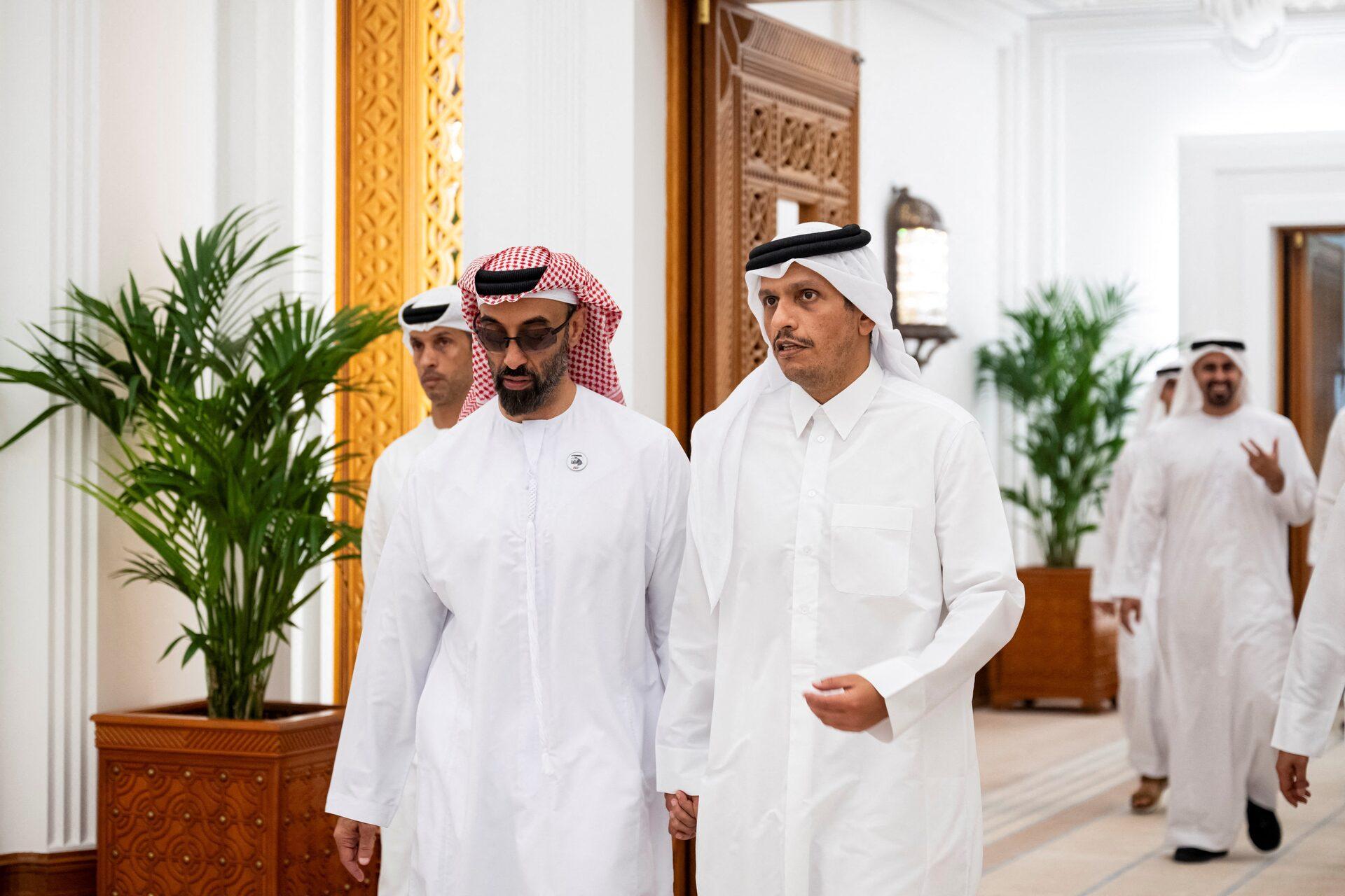 شیخ طحنون و نخست وزیر قطر