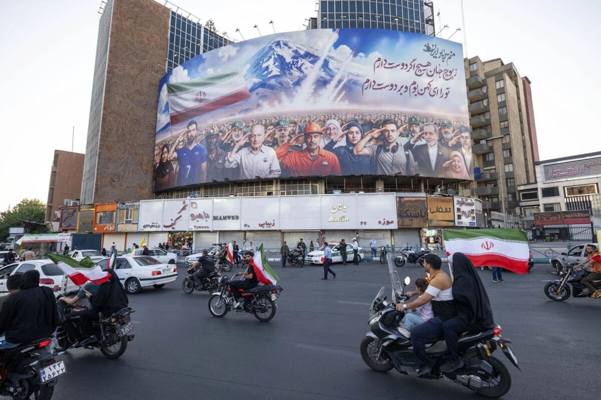 دیوارنگاره ولیعصر