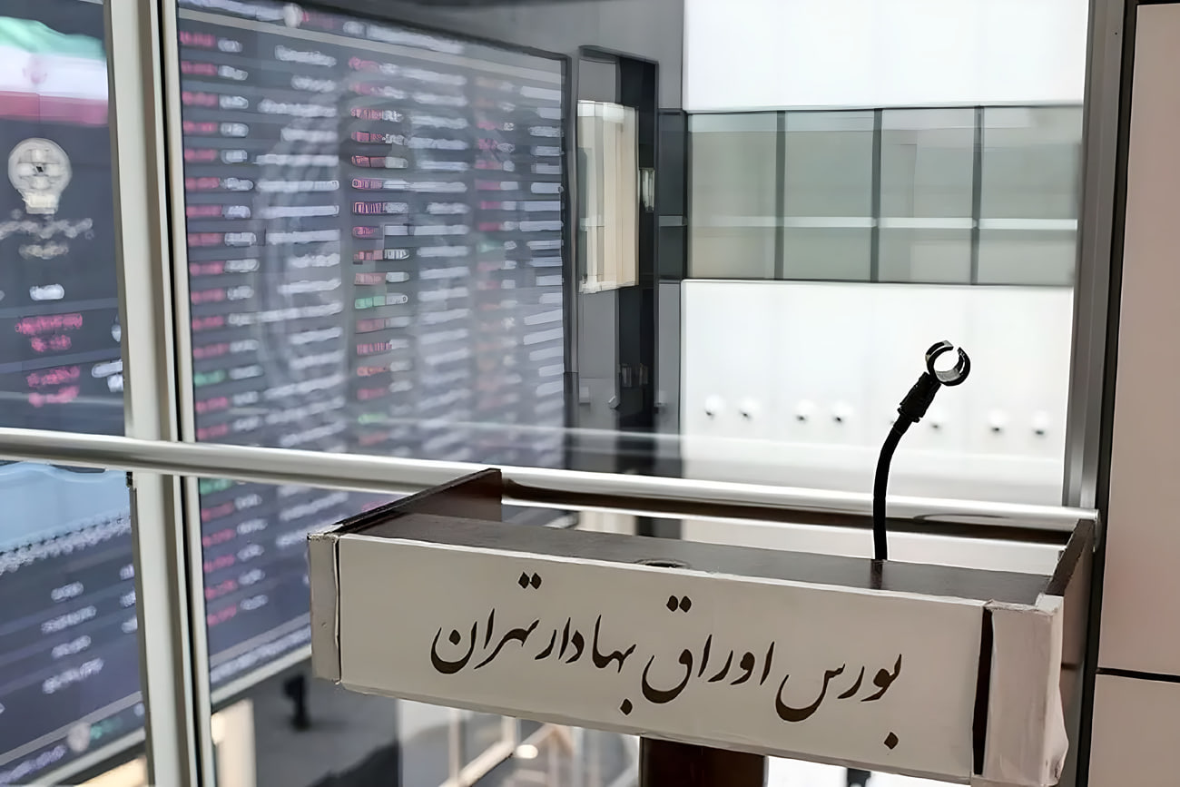 بورس تهران رکورد زد؛ عبور شاخص کل از مرز ۷ میلیون واحد