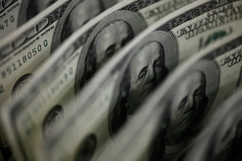 صد دلاری (US Dollar) با تصویر بنجامین فرانکلین (Benjamin Franklin)