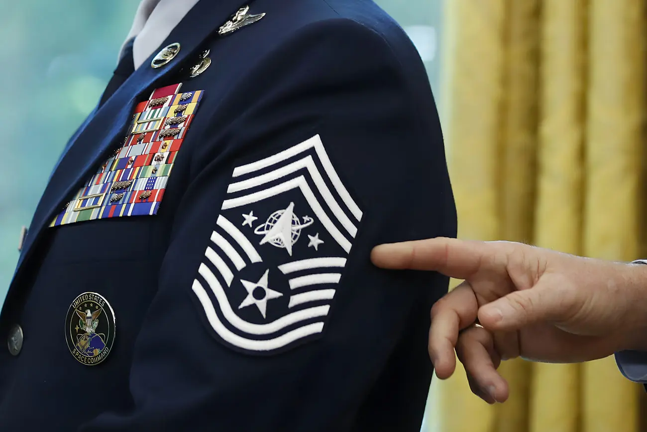 نشان رتبه نظامی نیروی فضایی آمریکا (United States Space Force) روی لباس فرم