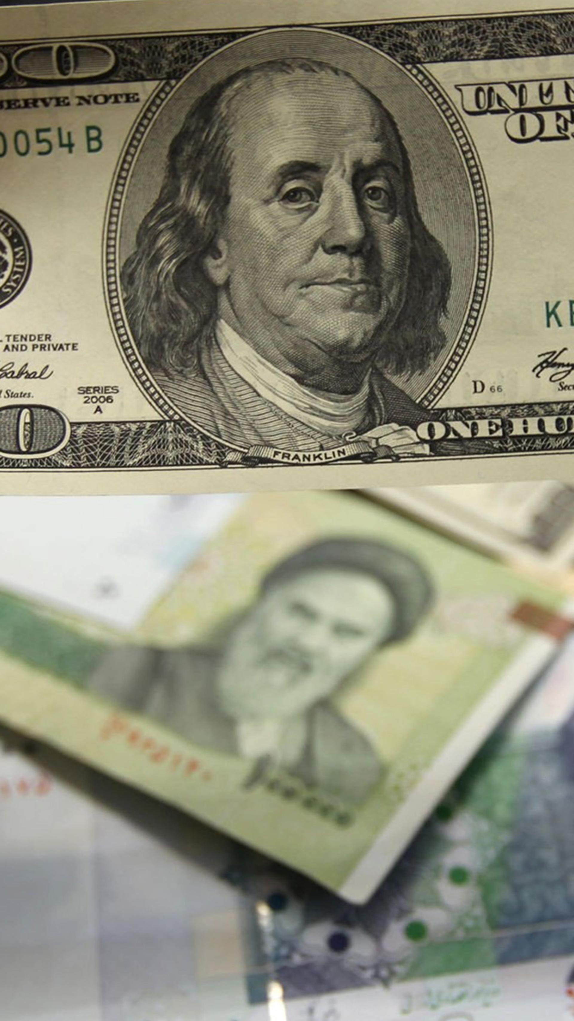 دماسنج بازار طلا، سکه و دلار امروز یکشنبه ۲۵ مرداد